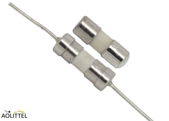 3.6x10mm 느린 한번 불기 카트리지 세라믹 관 신관 125V 100mA-12A를 거치하는 Schurter SPT 동등한 PCB 또는 THT