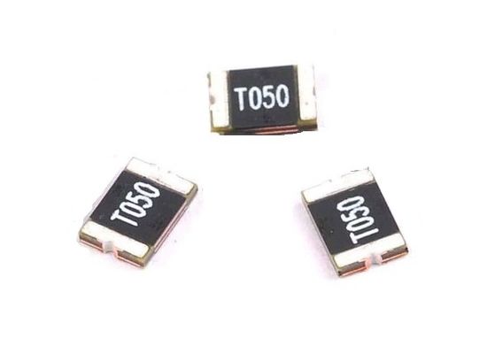 소형 디자인 MSMD 시리즈 1812년 발자국 4.6x3.2mm 4532 SMT 표면 산 PTC 재시동할 수 있는 신관 6-60VDC 0.1-3A