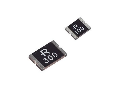 SMD2920P185TF PolyFuse 낮은 전압 통신 장비를 위한 7351의 지상 산 재시동할 수 있는 신관 PPTC 1.85A 33V 2920