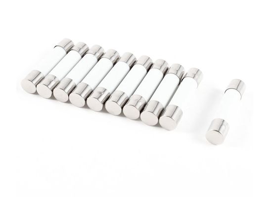 DC 신청을 위한 모래에 의하여 채워진 세라믹 관 신관 100mA-50Amp가 캐나다 cUL에 의하여 6.3mmx32mm 빠른 한번 불기 카트리지 증명서를 줬습니다