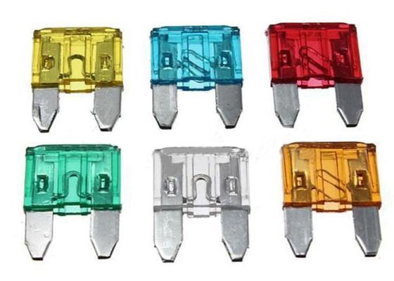ISO8820-3 인라인 신관 홀더 접합기를 위해 표준 BFMN-1225 자동 차 ATM 소형 잎 신관 25A 32V 자연적인 11mm