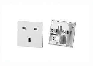 BSI는 RB-02 영국 소켓 여성 출구 3 폴란드 13A 250V 영국 벽면 힘 전기 마개 및 소켓 BS 1363년을 찬성했습니다
