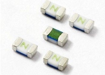 UL248-14 높은 돌입 현재 반항 0603 느린 한번 불기 SMD 신관 32VDC 1A 1.5A 2A 2.5A 3A 4A 5A