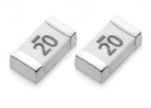 CQ12LI 유형 3216 높은 현재 지상 산 장치 시간의 지체 세라믹 신관 3.1×1.6mm 24V 63V 10A-30A