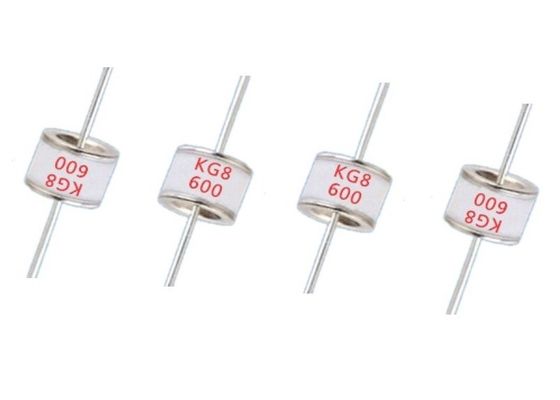 KG8 시리즈 GDT 8x6mm 숨겨지은 램프의 2개의 전극 엇바꾸기 불꽃 간격 110V-800V 큰 파도 피뢰기 점화